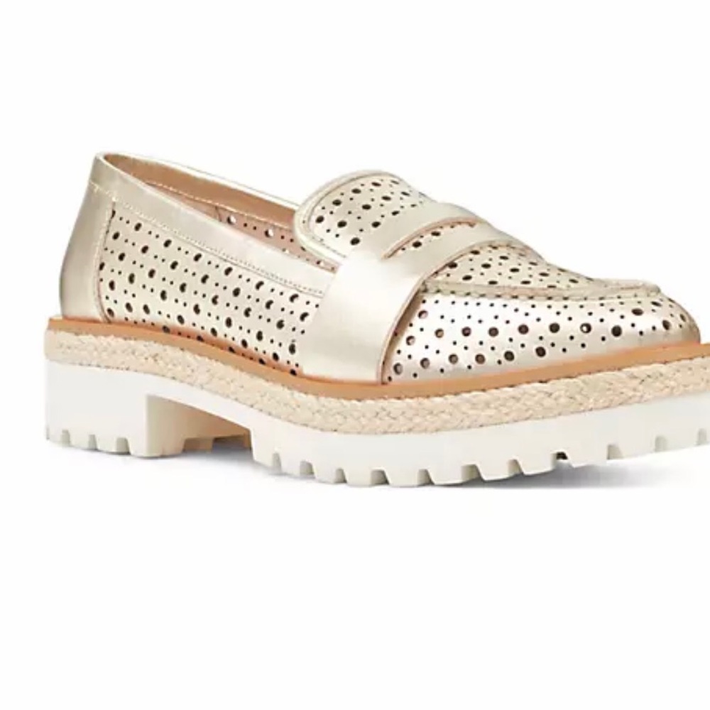 ✴️Nine West Gradskool Leather  Metallic Light Gold Penny Loafer, Sz8.5, NWT